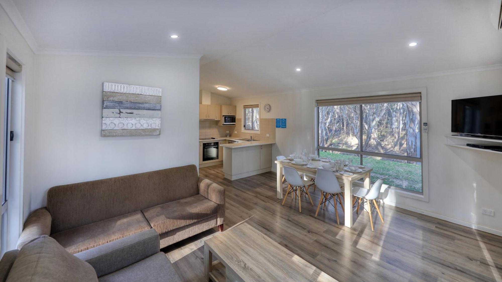 Deniliquin Riverside Caravan Park Exterior foto