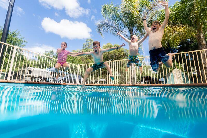 Deniliquin Riverside Caravan Park Exterior foto